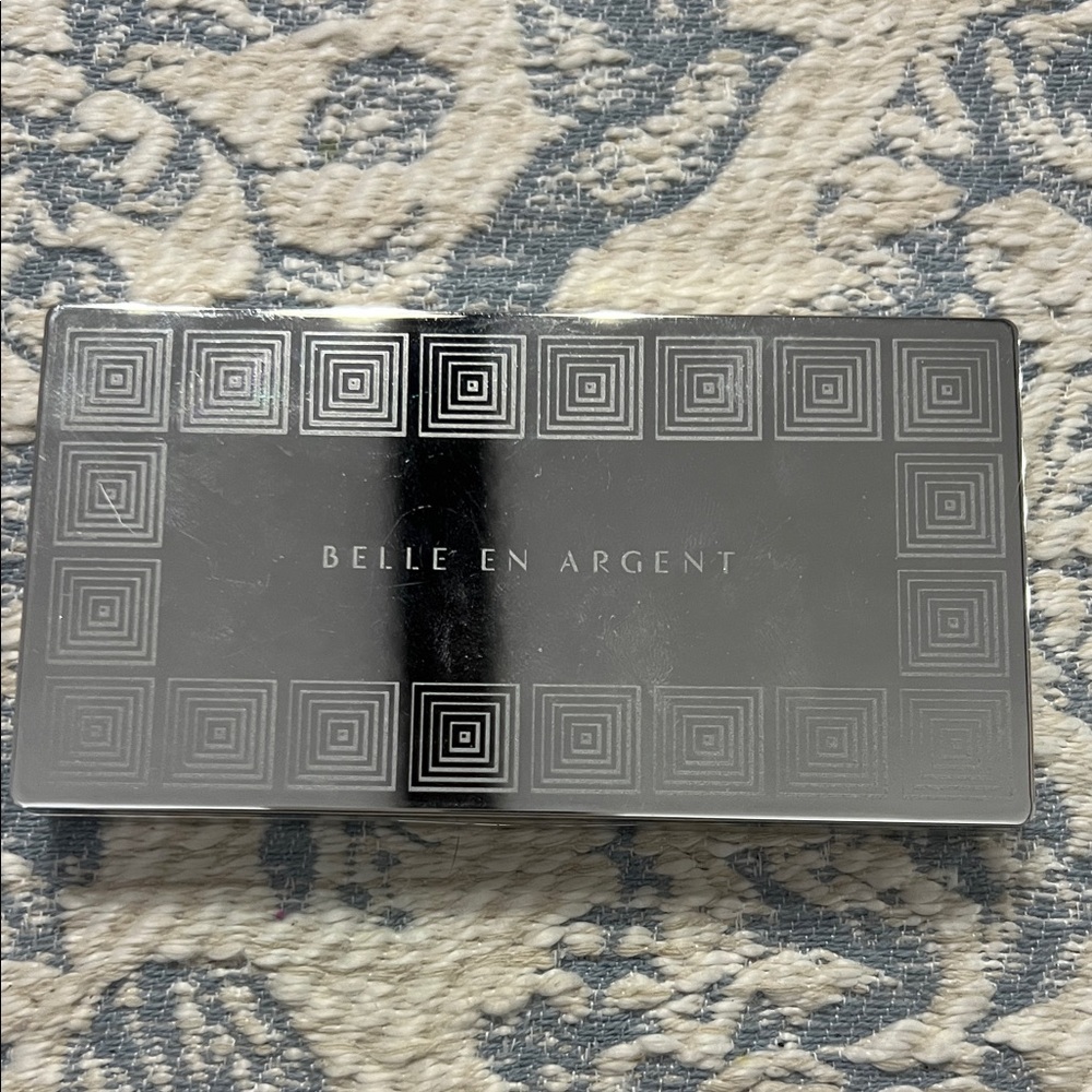 Belle En Argent Eyeshadow Palette